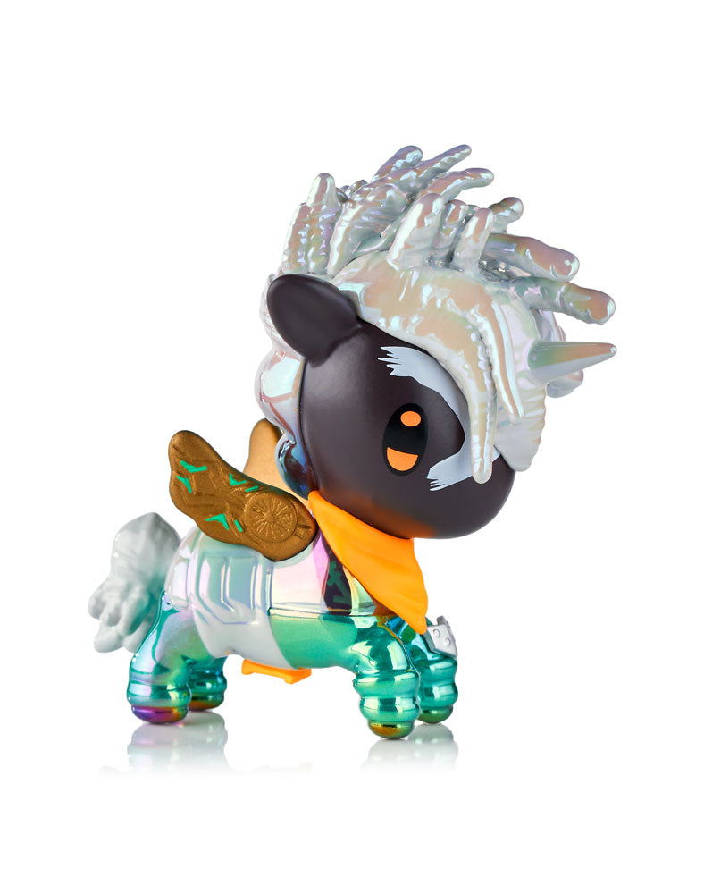 tokidoki-arcane-unicorno-blacklight-chrome-04.jpg